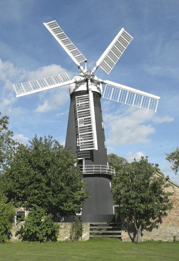 The Windmill Hotel Alford  Esterno foto