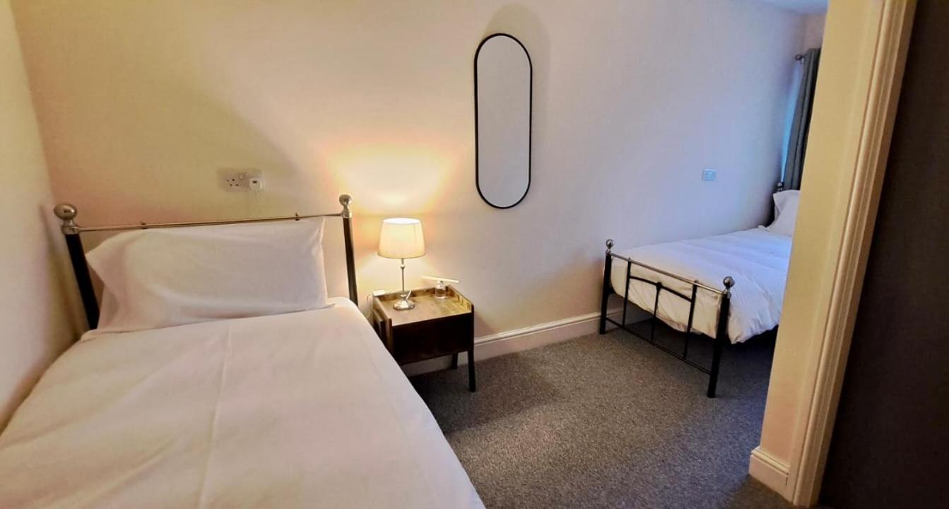 The Windmill Hotel Alford  Esterno foto