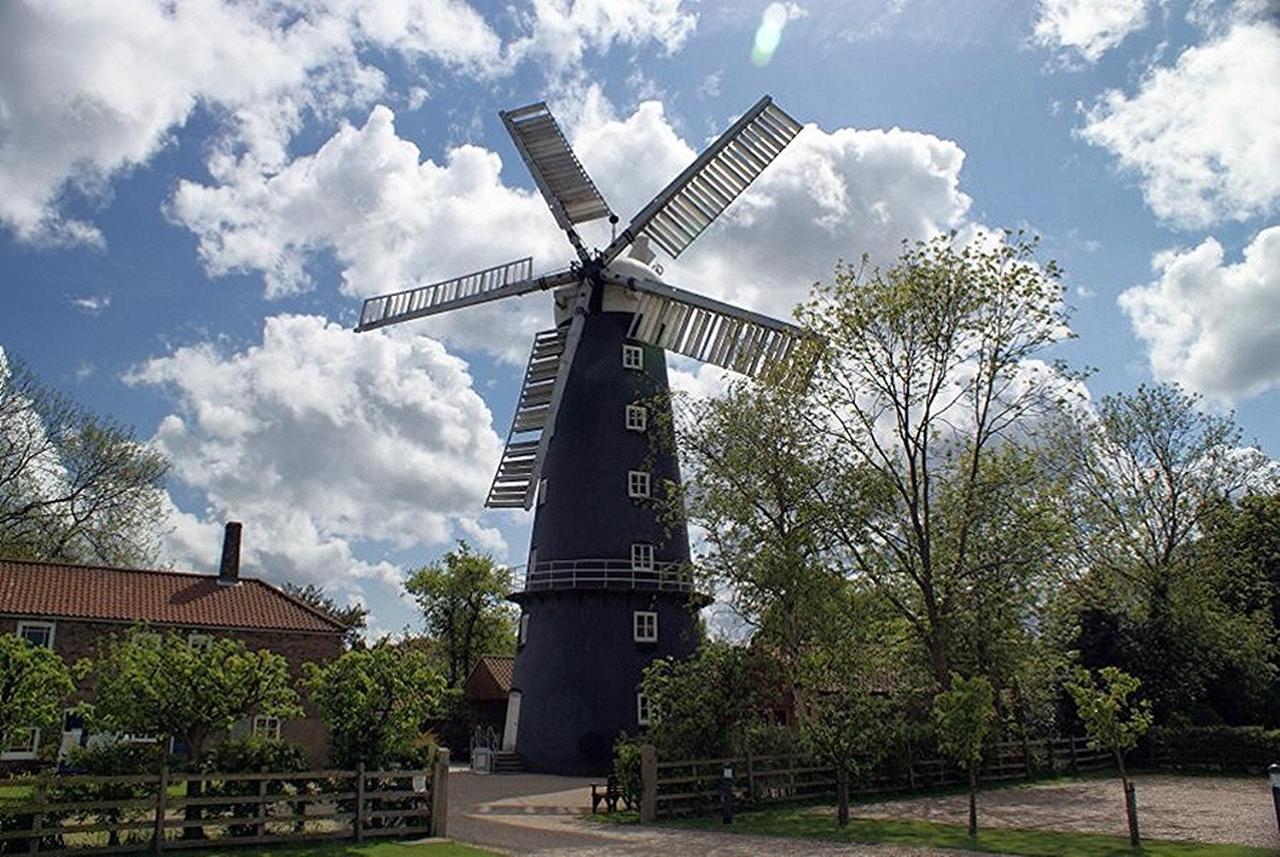 The Windmill Hotel Alford  Esterno foto